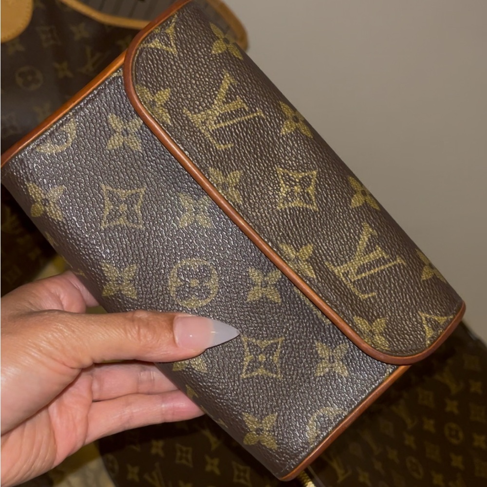 Louis Vuitton Florentine Pochette